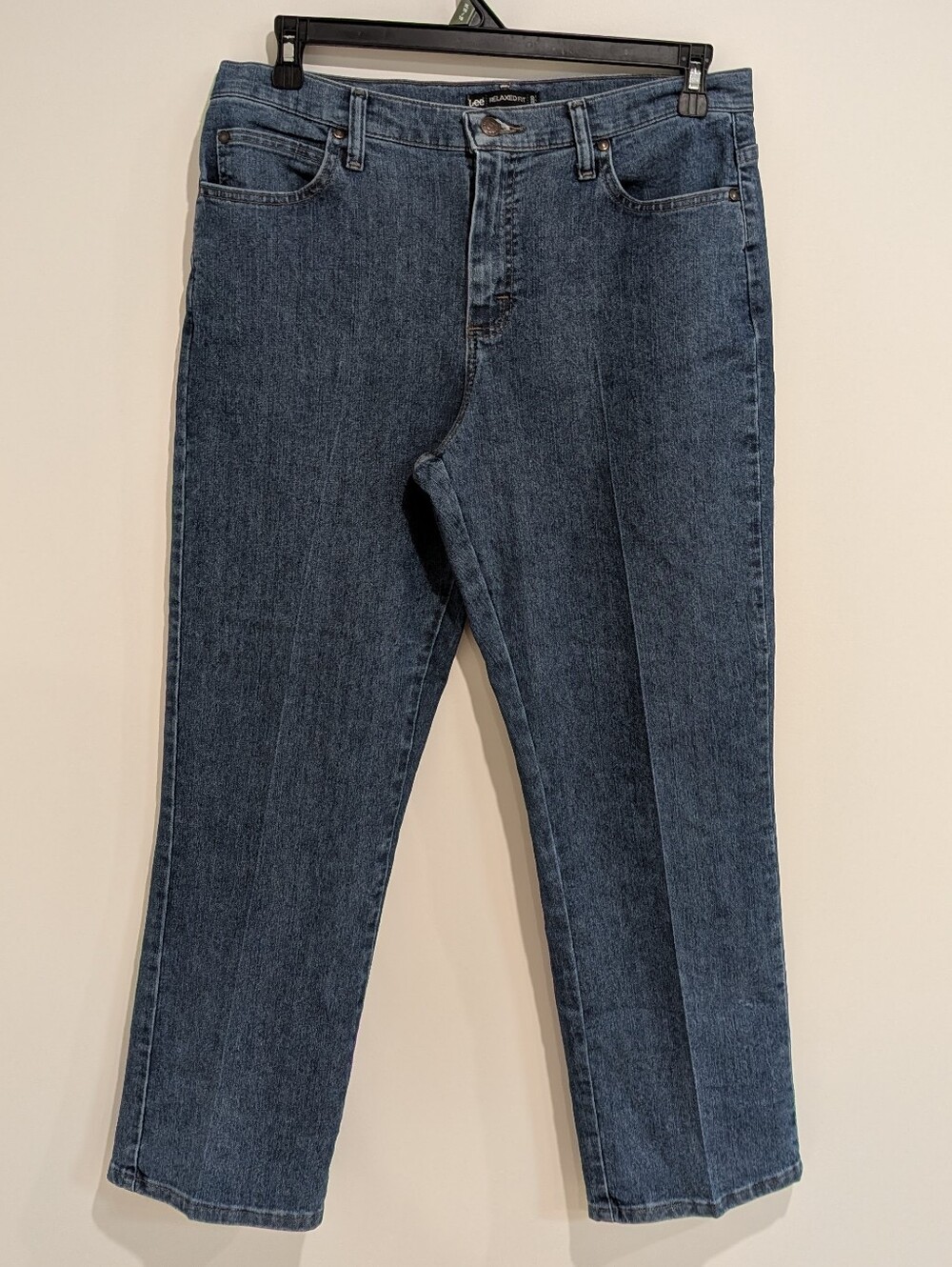 Lee Women's Medium Wash Denim Relaxed Fit Size 12 Casual Americana